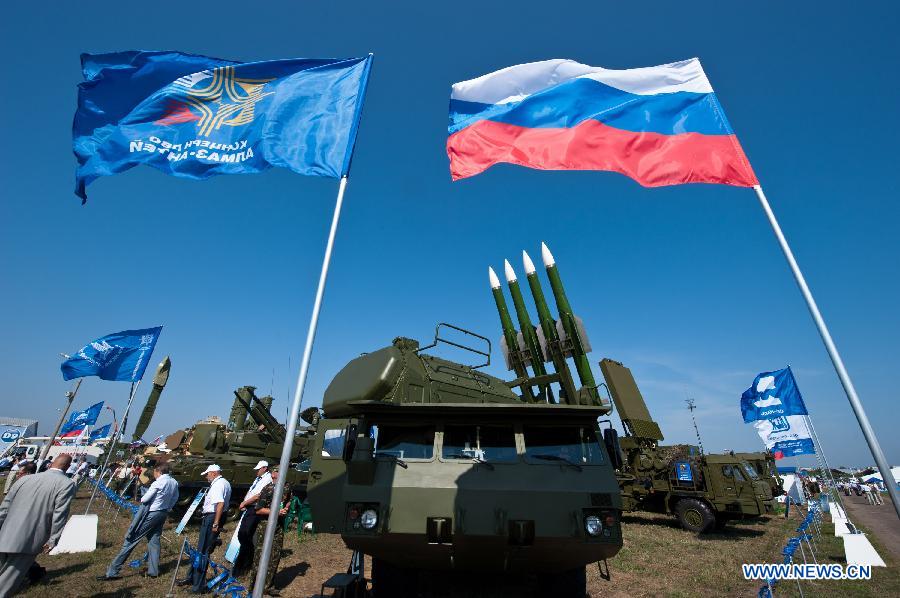 Russia's BUK-M2E maneuvering air defence missile system is displayed on the Tenth Russia National Aerospace Exhibition in Moscow, Russia on Aug. 16, 2011. The Exhibition will last for six days, and 793 companies from 40 nations and regions participated. [Jiang Kehong/Xinhua]